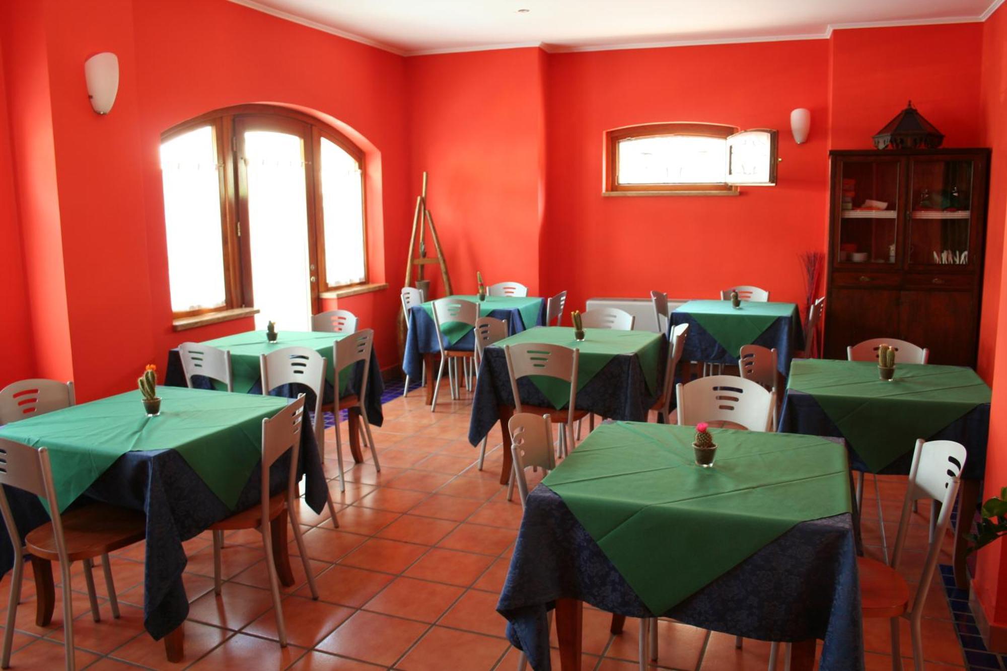 Hotel Locanda Dei Trecento Сапри Екстериор снимка