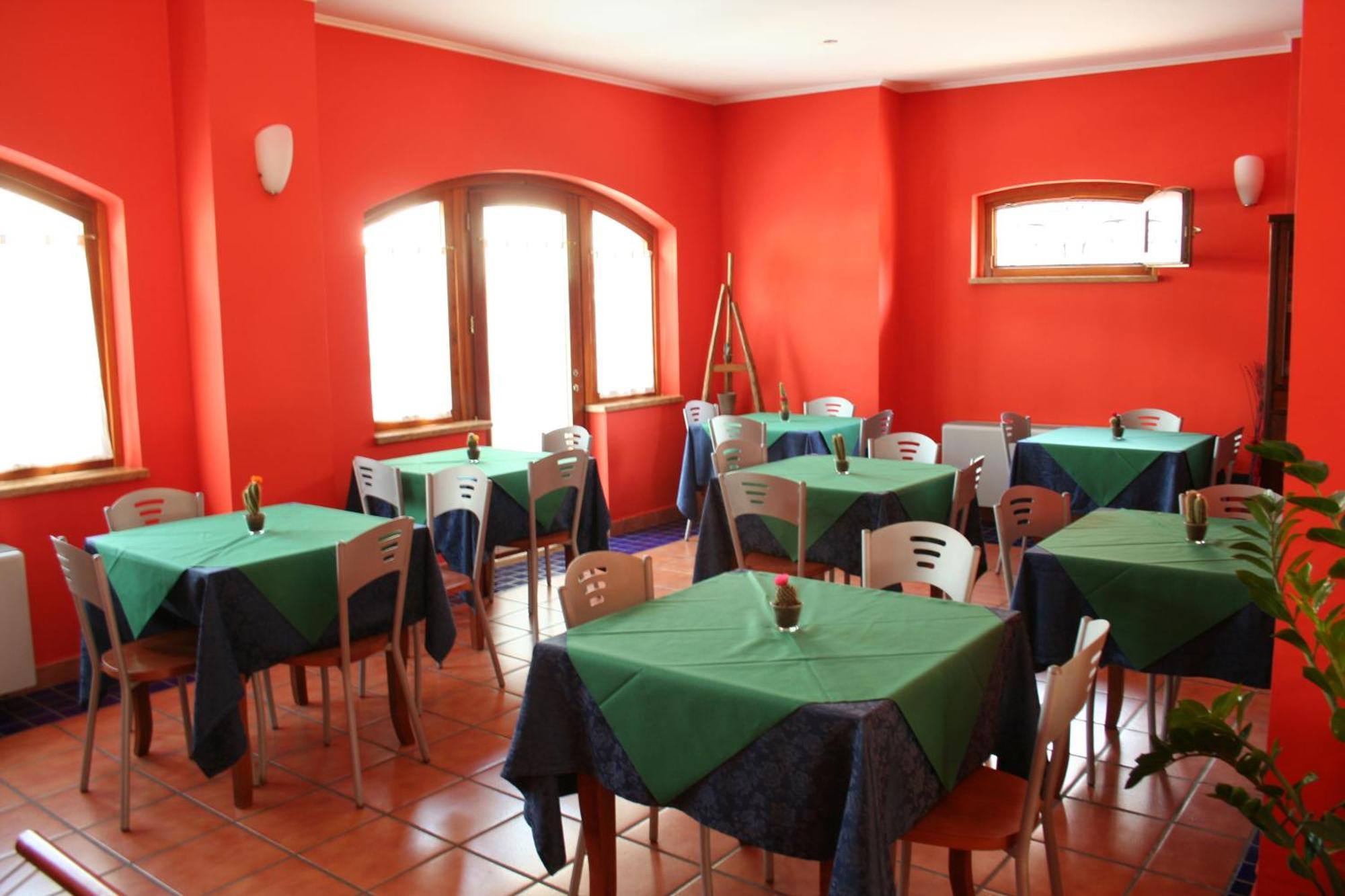 Hotel Locanda Dei Trecento Сапри Екстериор снимка